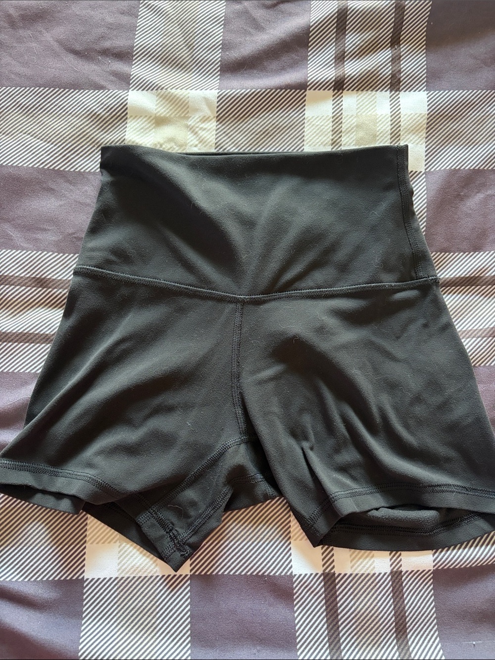 Lululemon Align Shorts in size 2, fits XS to XXS!